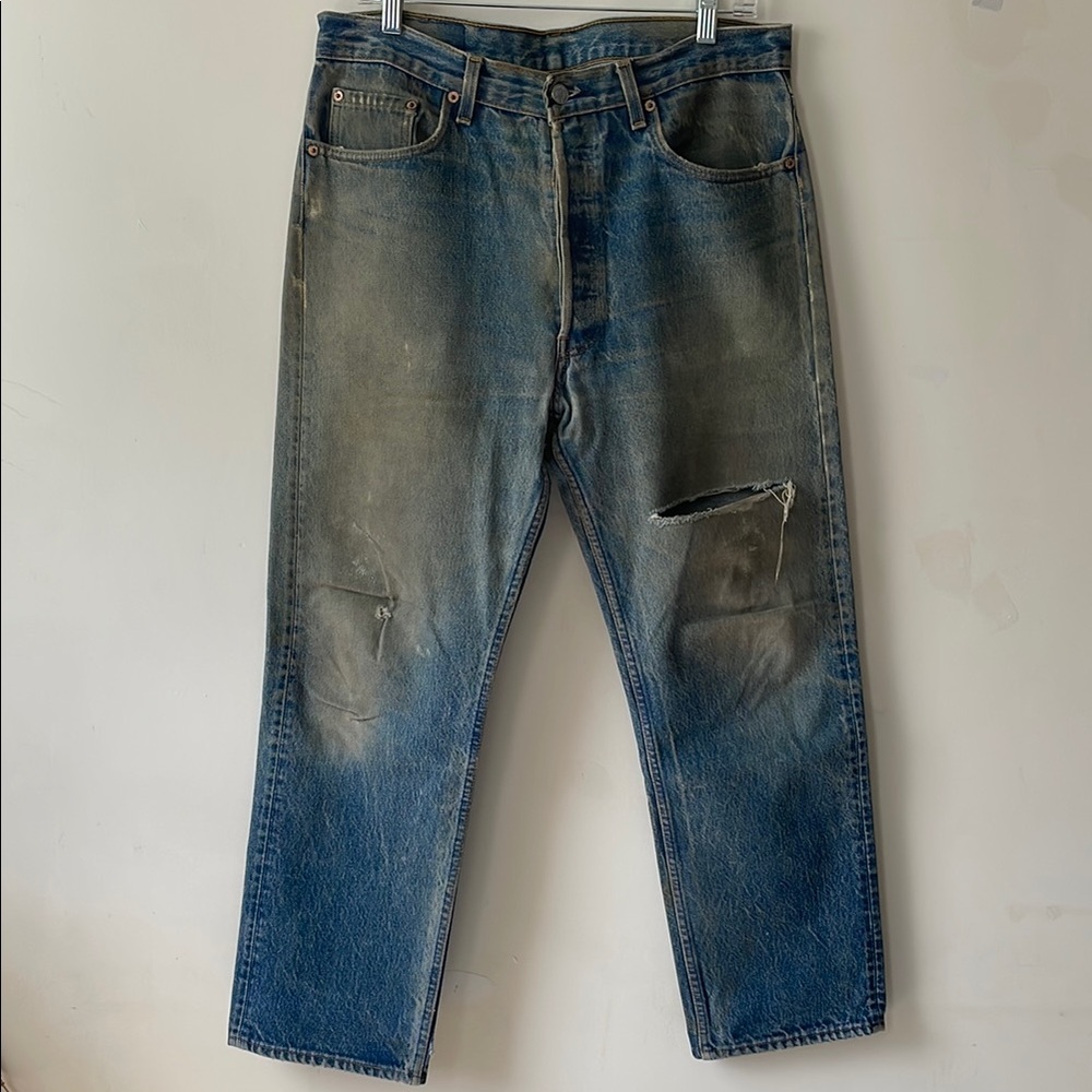 Vintage Levi’s 501xx mud wash dirty made in USA! 35x31 rare distressed thrashed